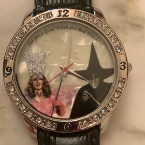 Wizard of Oz: Are you a good witch or a bad which?Watch. NWOT